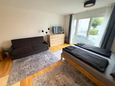 TV/Unterhaltungsangebot in der Unterkunft Modernes Apartment - Pasing Arcaden - S-Bahn