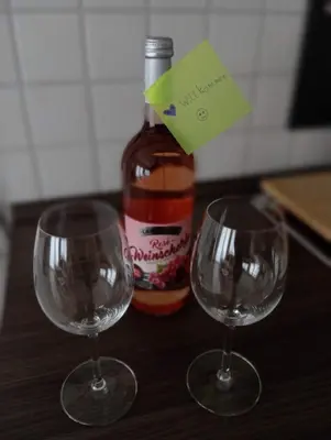 Getränke in der Unterkunft Helles Wohlfühl Apartment in Landshut Altdorf