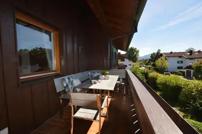 Ein Balkon oder eine Terrasse in der Unterkunft ChiemseeGlück