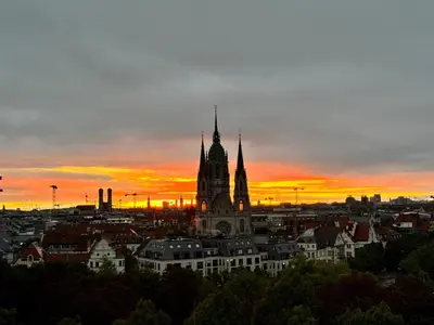 Blick auf den Sonnenuntergang/Sonnenaufgang von der Ferienwohnung aus oder aus der Nähe
