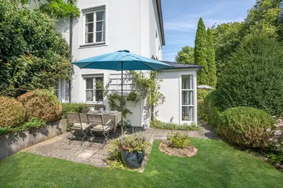 Ein Garten an der Unterkunft Ferienwohnungen Benzenberg