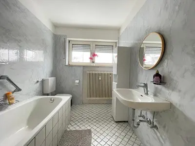Ein Badezimmer in der Unterkunft Miracle 6 Betts Apart mit Parkplatz