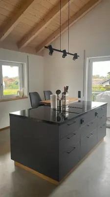 Grundriss der Unterkunft Grüne Gams - Neubau Designwohnung mit 2 Balkonen