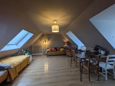 Ein Bett oder Betten in einem Zimmer der Unterkunft sonniges Dachgeschoss am münchner Stadtrand