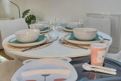 Getränke in der Unterkunft Alpenloft mit Garten & BBQ am Chiemsee by Dollop Living
