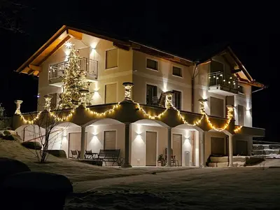 Das Gebäude in dem sich die Ferienwohnung befindet