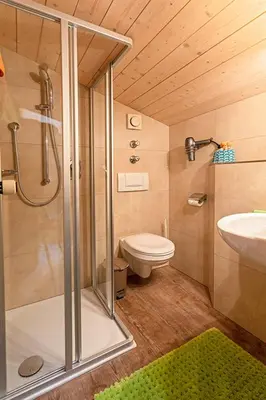 Ein Badezimmer in der Unterkunft Bauernhof Daurerhof