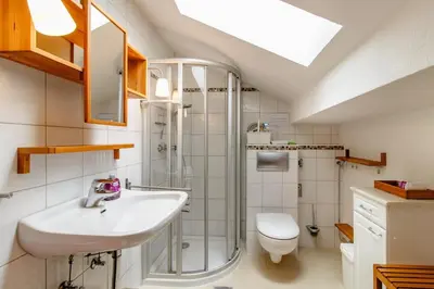 Ein Badezimmer in der Unterkunft Ferienwohnung Alpenpanorama