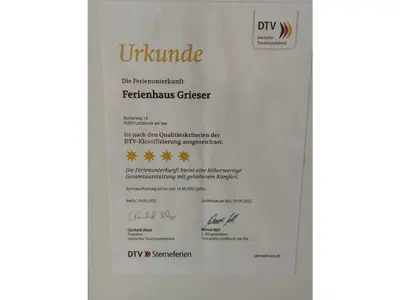 Ein Zertifikat, Auszeichnung, Logo oder anderes Dokument, das in der Unterkunft 1-bedroom holiday home ausgestellt ist