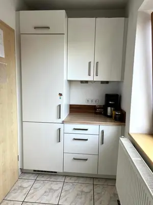 Küche/Küchenzeile in der Unterkunft Bahnhofs-und Zentrumsnahe schöne 2-Zimmer Wohnung