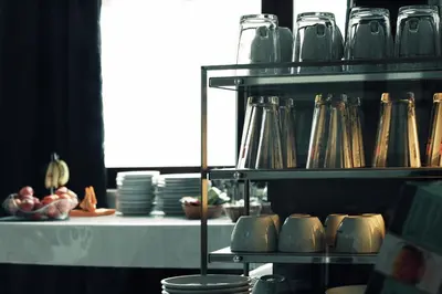 Kaffee-/Teezubehör in der Unterkunft ARRIVEL Hotel Kirchheim - bisher Novitel