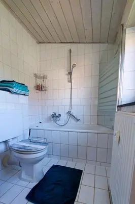 Ein Badezimmer in der Unterkunft Kleine Auszeit 43