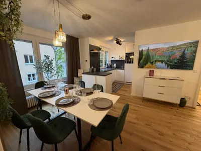 Küche/Küchenzeile in der Unterkunft Hochwertige GoldenKey Suite mitten in der Altstadt