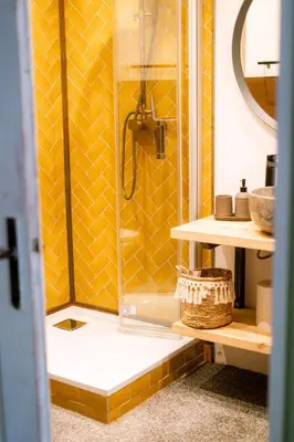 Ein Badezimmer in der Unterkunft Ferienwohnung im Allgäu für Gruppen bis 12 Personen - ALIMA der Hof