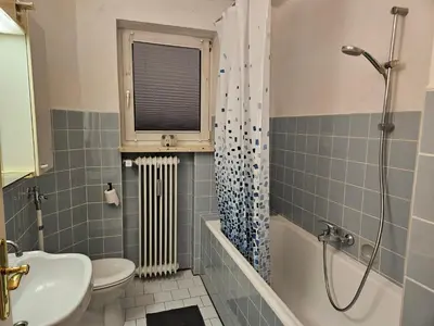 Ein Badezimmer in der Unterkunft München Trudering 3 Schlafzimmer 90 qm sehr ruhig, U-S Bahn 350m