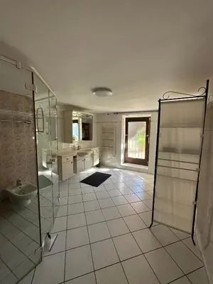 Ein Badezimmer in der Unterkunft Ferienwohnung Beim Straßer