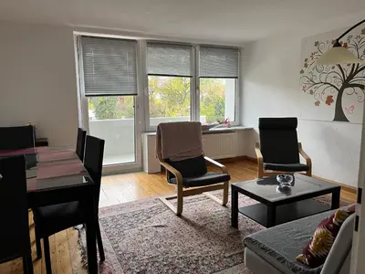 Ein Sitzbereich in der Unterkunft Ferienwohnung in Landsberg am Lech
