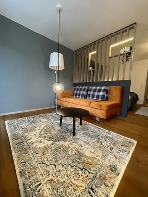 Ein Sitzbereich in der Unterkunft See und Kliniknahes Apartment, Balkon, Wifi, Blick ins Grüne