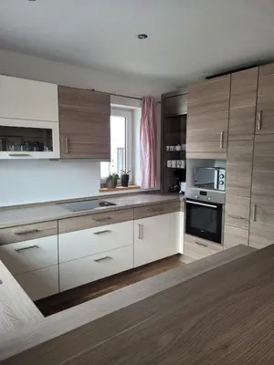 Küche/Küchenzeile in der Unterkunft Ferienwohnung Harpfing