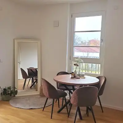 Luxurious 2 Room Apartment