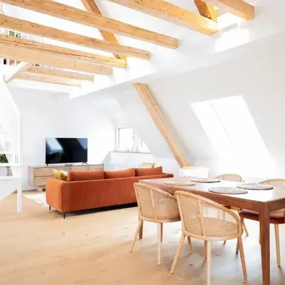 Modernes Maisonette-Apartment mit Terrasse I Augsburg City