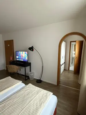 TV/Unterhaltungsangebot in der Unterkunft Apartment Hotel Huber, Zimmer und Apartments