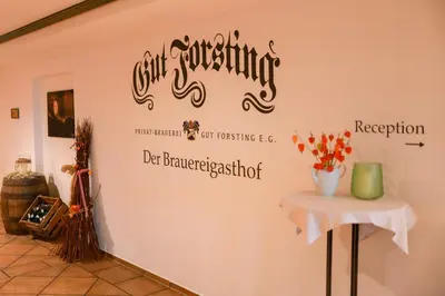 Ein Zertifikat, Auszeichnung, Logo oder anderes Dokument, das in der Unterkunft Brauereigasthof Gut Forsting ausgestellt ist