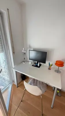 TV/Unterhaltungsangebot in der Unterkunft Bright Studio with Private Terrace near Nymphenburg Castle