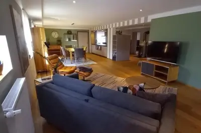 TV/Unterhaltungsangebot in der Unterkunft NEU! Ferienwohnung Design 1 Wasserburger Land