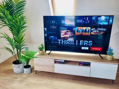 TV/Unterhaltungsangebot in der Unterkunft EDEN - Penthouse-Loft über den Dächern Kaufbeurens