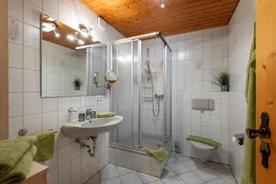 Ein Badezimmer in der Unterkunft Seimehof Urlaub auf dem Bauernhof