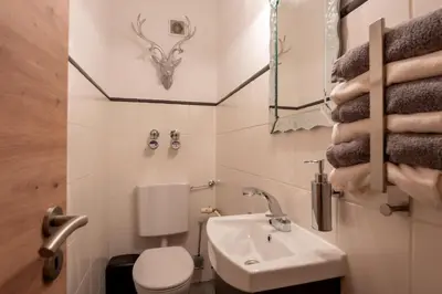 Ein Badezimmer in der Unterkunft FeWo 