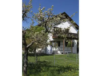 Ein Garten an der Unterkunft Holiday apartment with 2 bedrooms