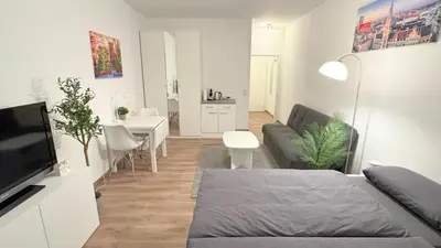 TV/Unterhaltungsangebot in der Unterkunft Modern, quiet apartment right by S-Bahn - close to Munich & airport