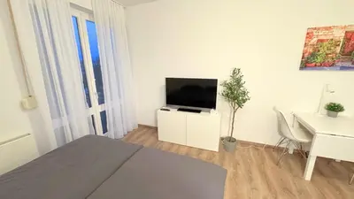 TV/Unterhaltungsangebot in der Unterkunft Modern, quiet apartment right by S-Bahn - close to Munich & airport