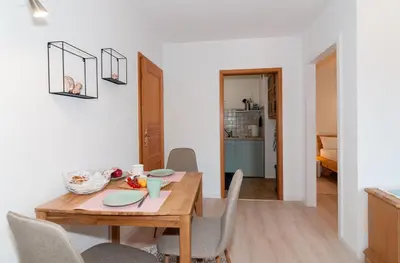 Küche/Küchenzeile in der Unterkunft Ferienwohnung Rotkehlchen, Whg 8