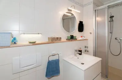 Ein Badezimmer in der Unterkunft Ferienwohnung Rotkehlchen, Whg 8