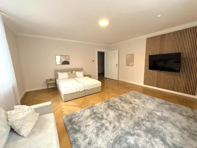 Ein Bett oder Betten in einem Zimmer der Unterkunft EDEN - Premium City-Loft im Herzen Kaufbeurens