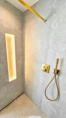 Ein Badezimmer in der Unterkunft Beautiful new L apartment -15 min to Octoberfest
