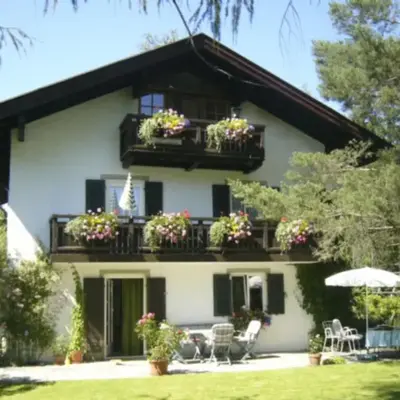 Apartment Gemütliche Ferienwohnung in Unterammergau by Interhome