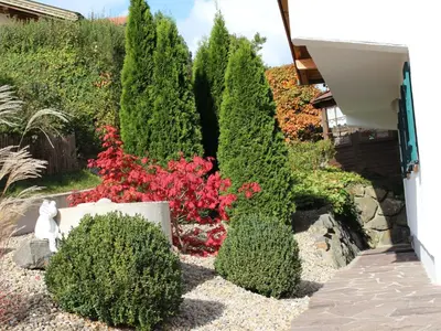Ein Garten an der Unterkunft Holiday Home Abendsonne by Interhome