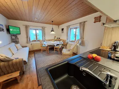Küche/Küchenzeile in der Unterkunft Apartment Appartement in Bad Bayersoien mit Großem Garten by Interhome