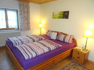 Ein Bett oder Betten in einem Zimmer der Unterkunft Apartment Appartement in Bad Bayersoien mit Großem Garten by Interhome