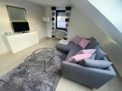 TV/Unterhaltungsangebot in der Unterkunft 2 Zimmer-Wohnung ruhig modern zentrumsnah