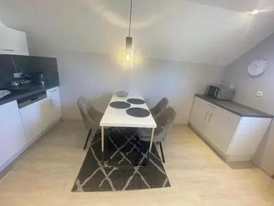 Küche/Küchenzeile in der Unterkunft 2 Zimmer-Wohnung ruhig modern zentrumsnah