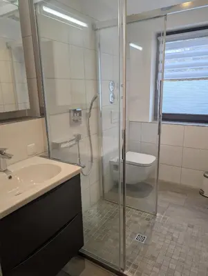 Ein Badezimmer in der Unterkunft Ferienwohnung Lechwiese Lechbruck Allgäu Ostallgäu