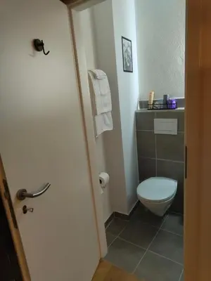 Ein Badezimmer in der Unterkunft Gästezimmer nahe Therme Bad Wörishofen