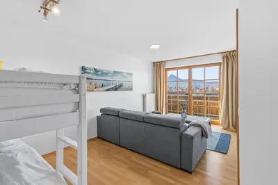 Ein Bett oder Betten in einem Zimmer der Unterkunft wolke 7 - traumhafter Bergblick mit Stil - Garage