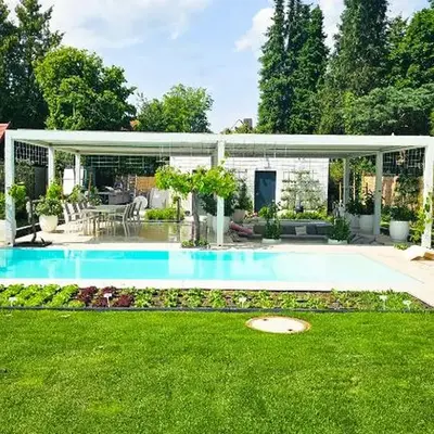 Luxurious large home with Pool