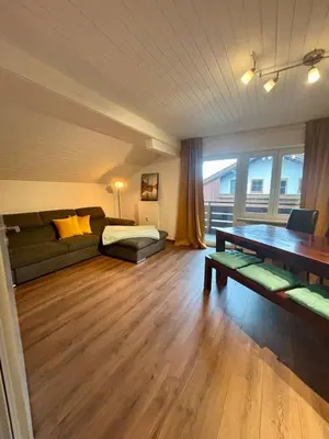 Ein Billardtisch in der Unterkunft Ruhig gelegene Ferienwohnung am Waldrand